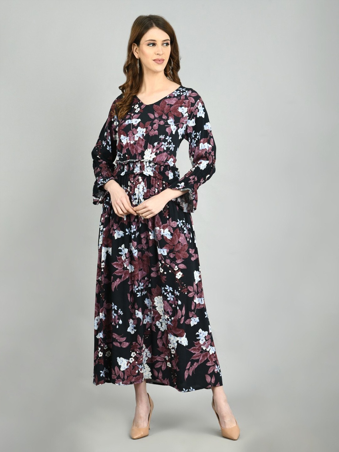 

Moshe Black Floral Printed Bell Sleeve Fit & Flare Midi Dress