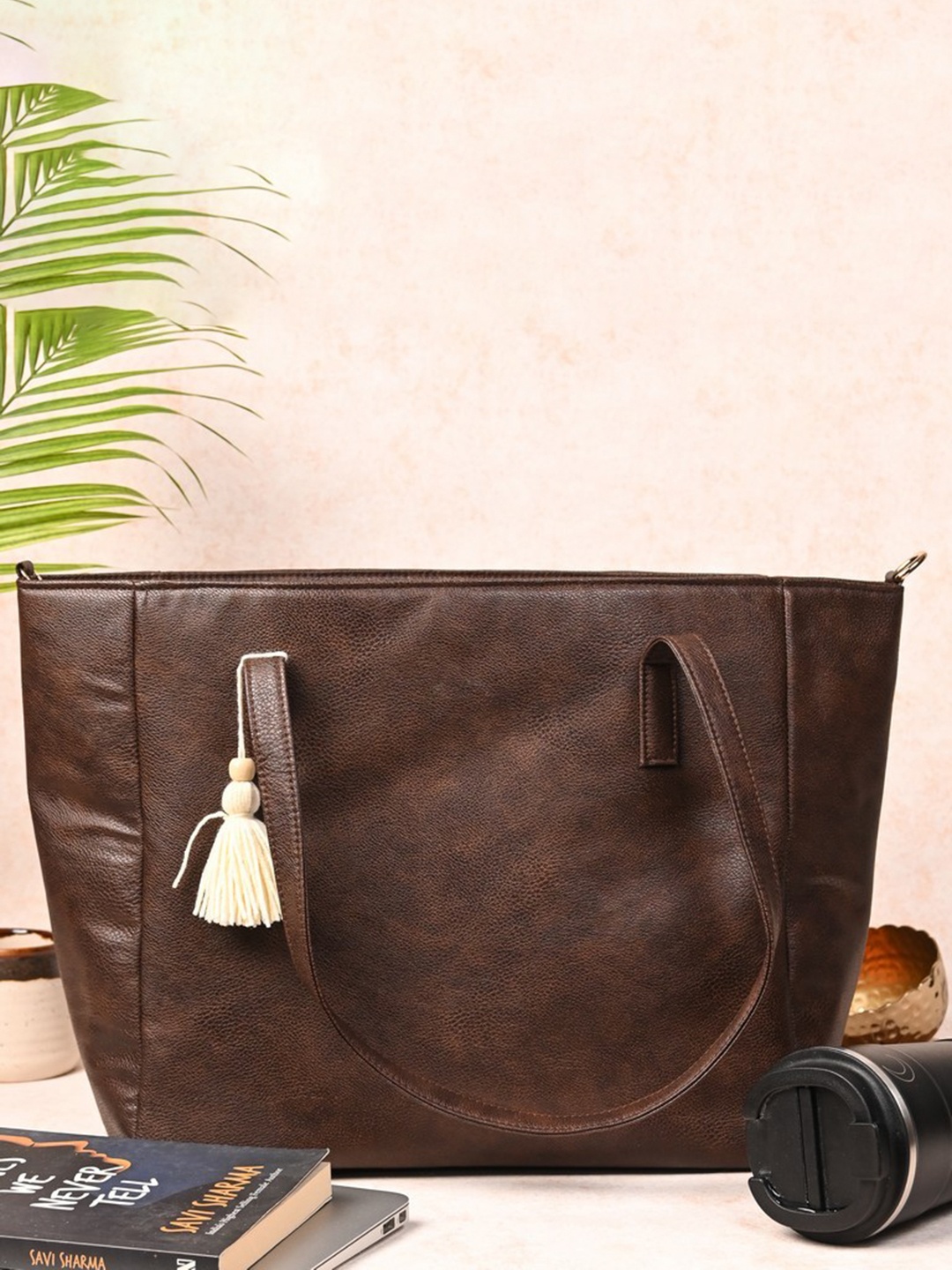

Visual Echoes Structured Shoulder Bag, Brown