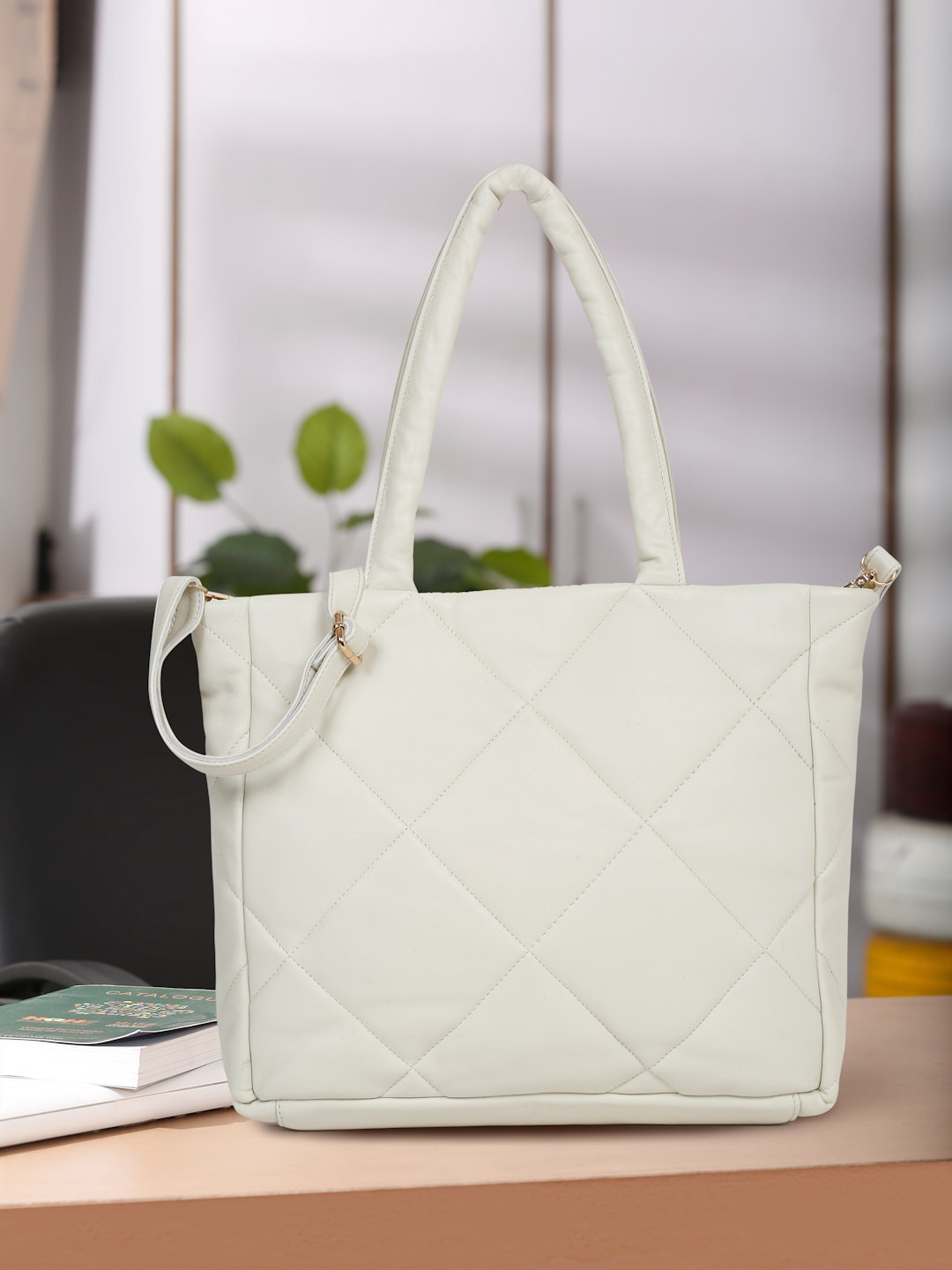 

Suvaska Structured Leather Quilted Tote Bag, White