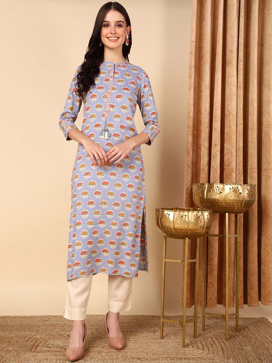 

AHIKA Floral Printed Mandarin Collar Neck Roll-Up Sleeves Cotton Kurta, Blue