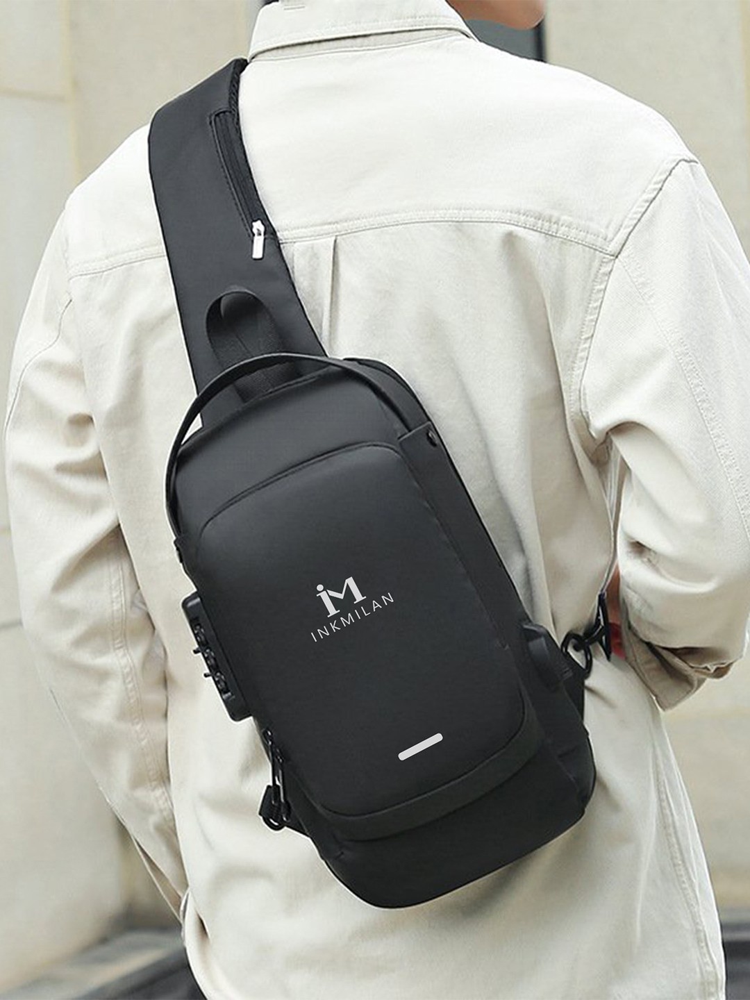 

INKMILAN Small Padded Backpack, Black
