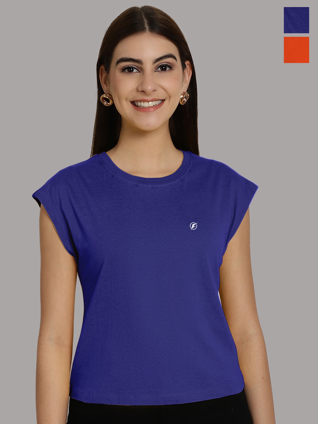 

Friskers Women Blue 2 Applique T-shirt