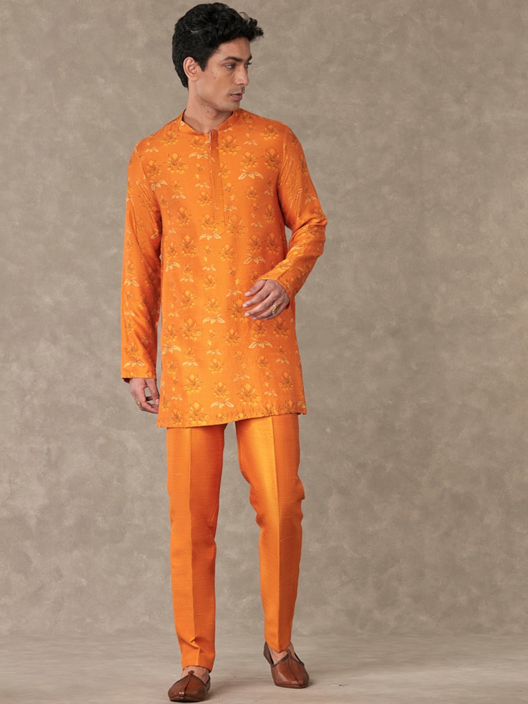 

Masaba Floral Printed Mandarin Collar Kurta with Trousers, Rust