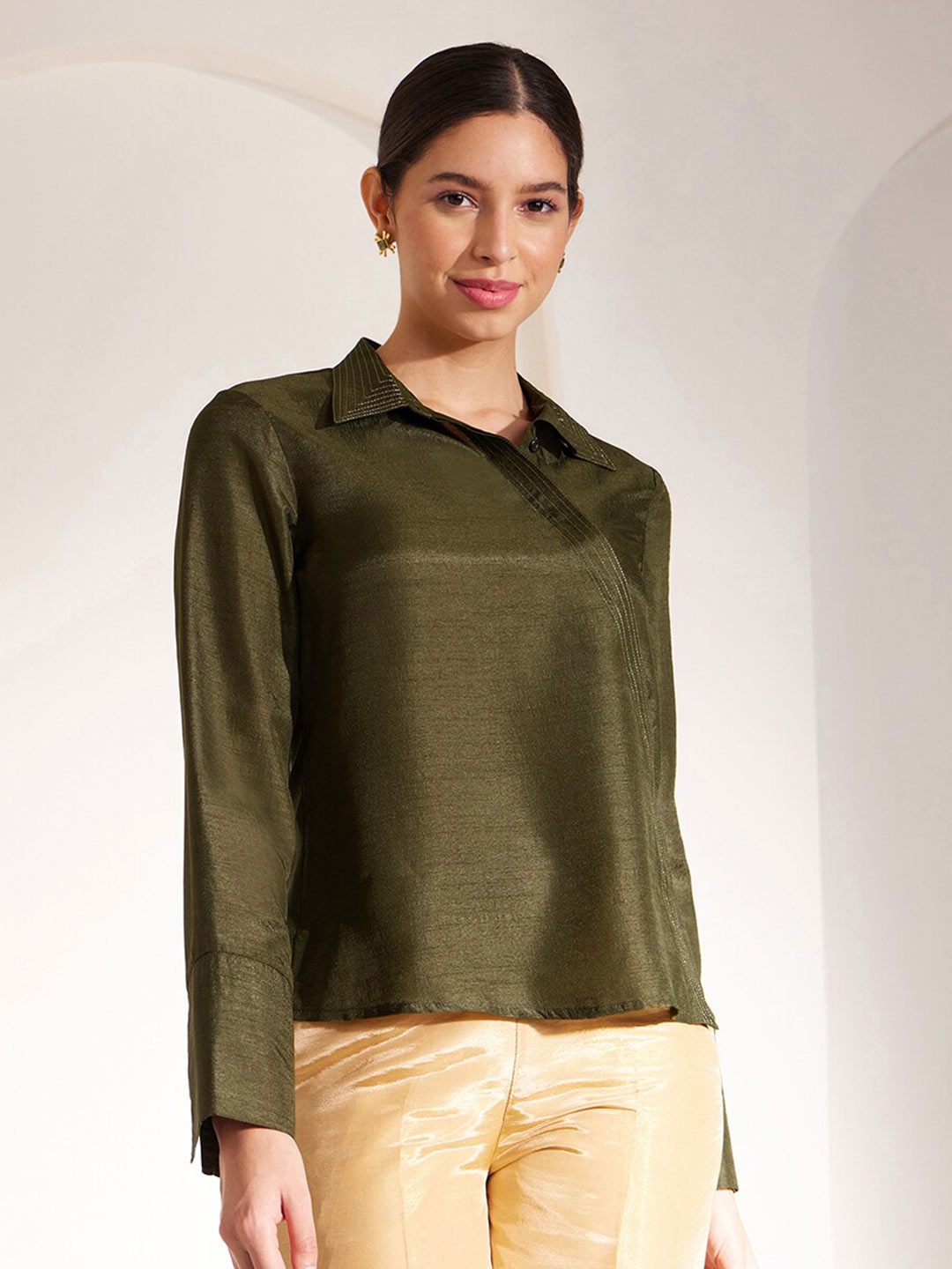 

FableStreet Classic Tailored Fit Spread Collar Casual Shirt, Olive