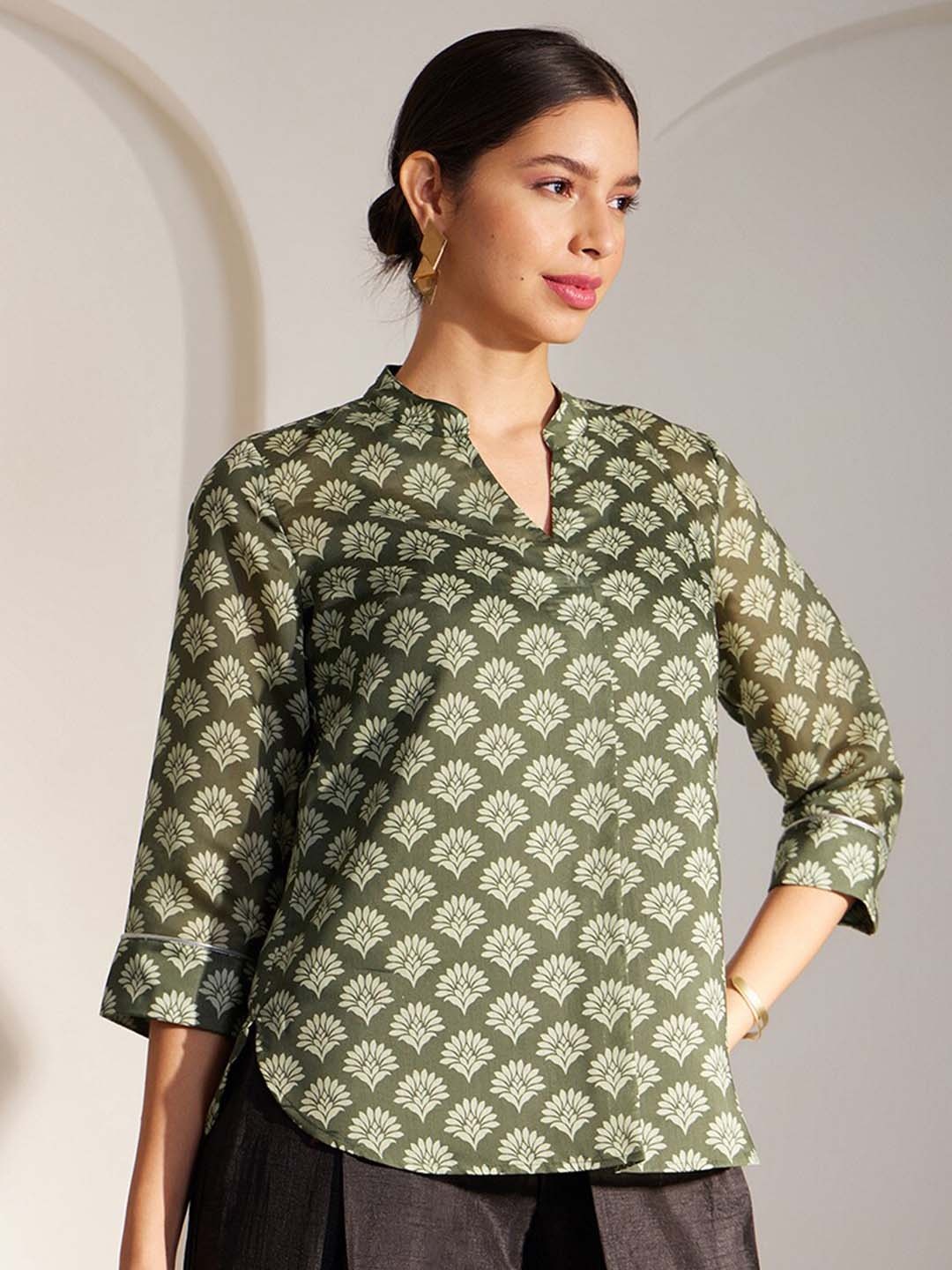 

FableStreet Ethnic Motifs Printed Mandarin Collar Top, Green