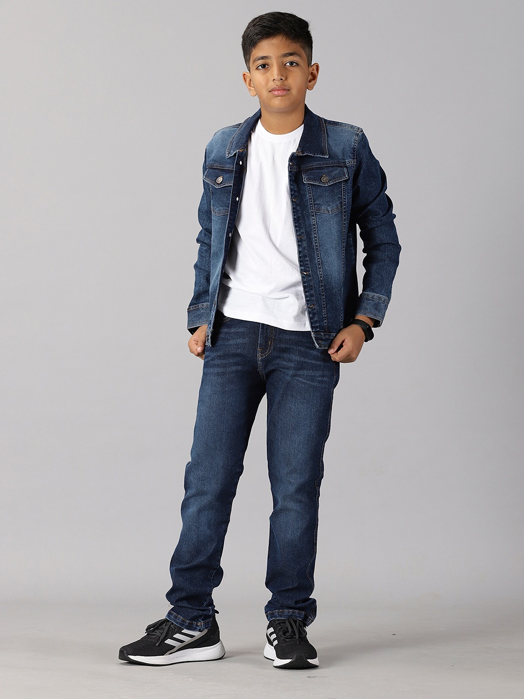 

KiddoPanti Boys Pure Cotton T-shirt With Trouser & Denim Jacket, White
