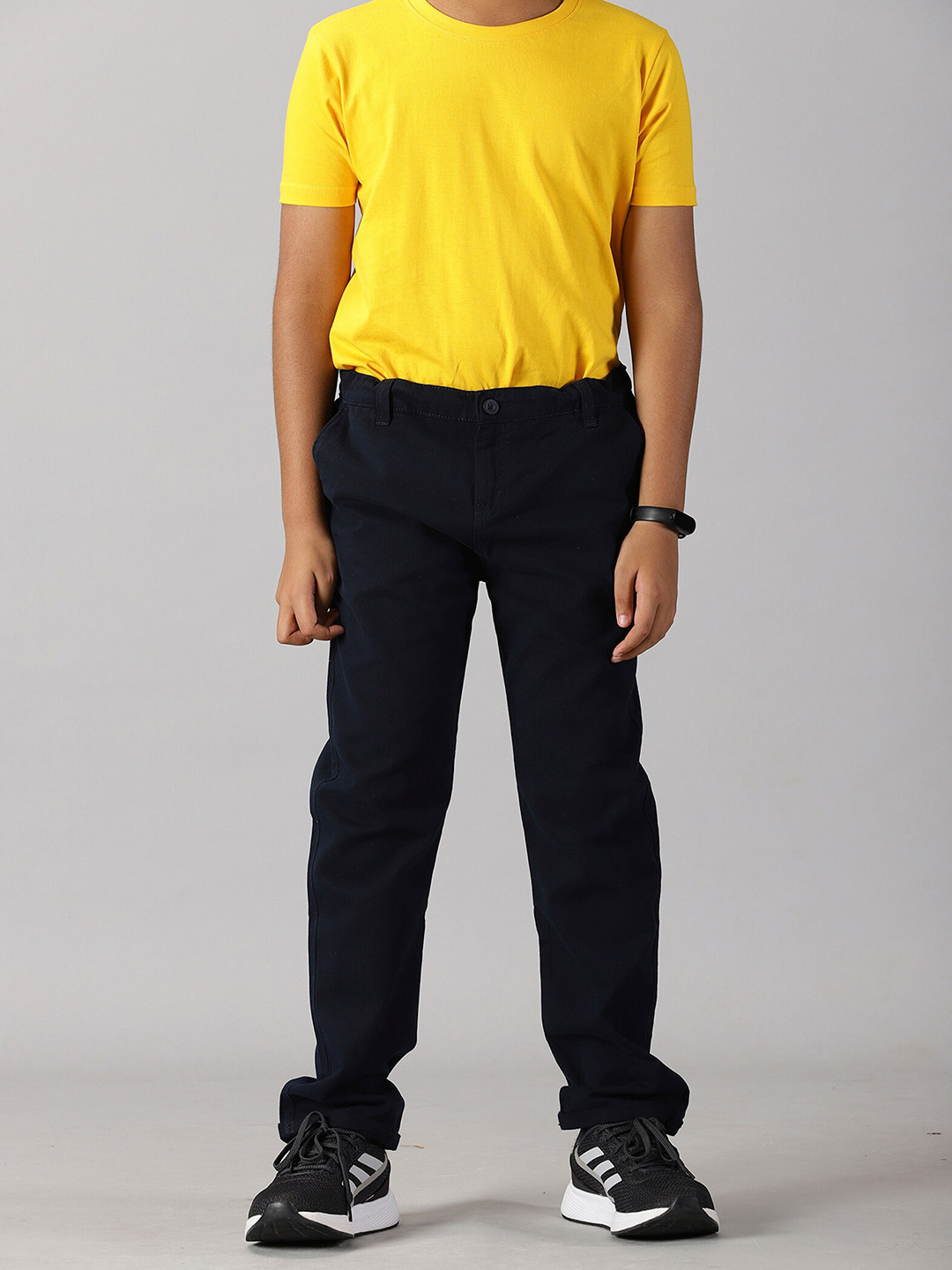 

KiddoPanti Boys T-shirt with Trousers, Yellow