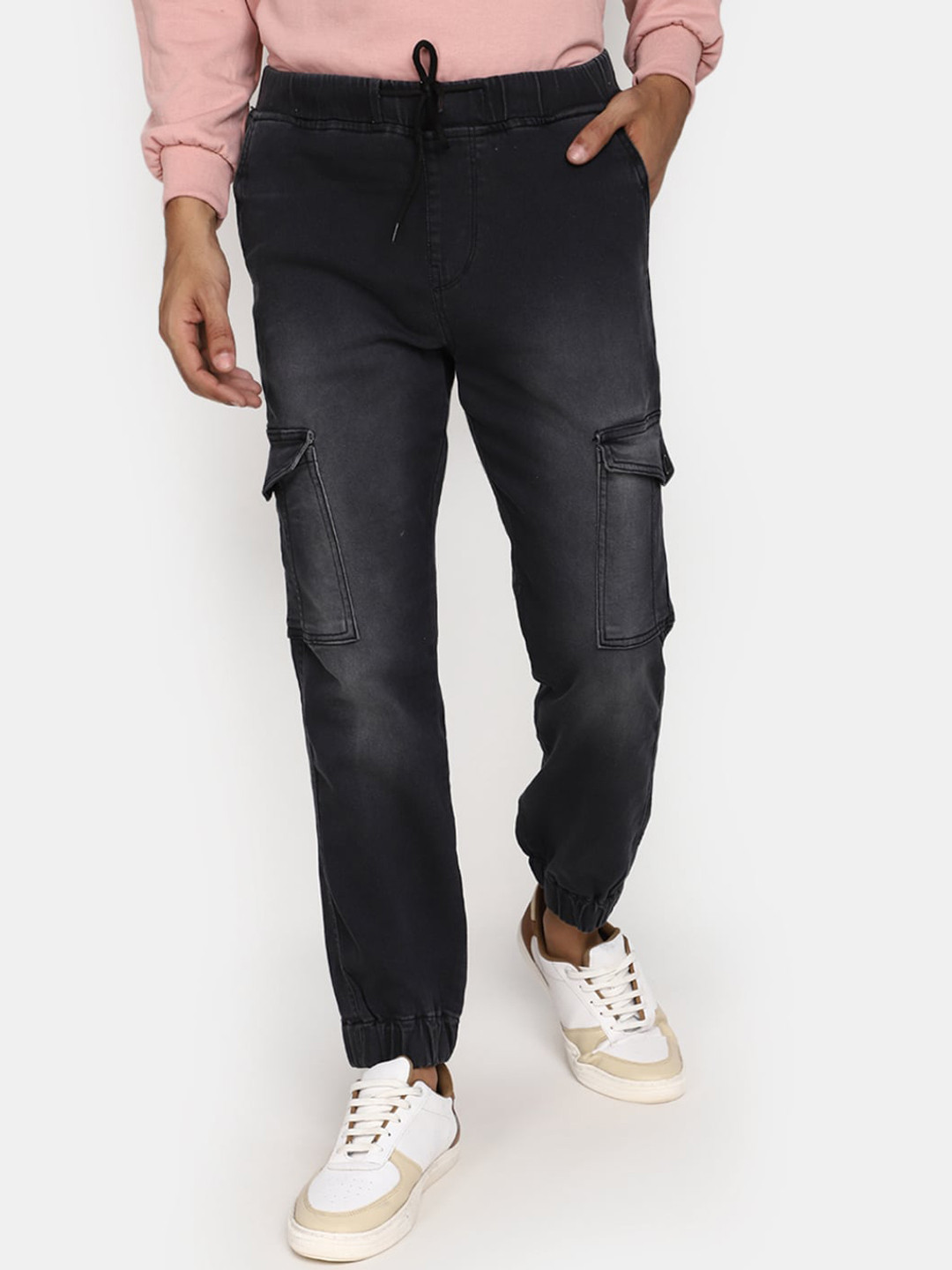 

V-Mart Men Regular Fit Mid-Rise Light Fade Cotton Jeans, Grey