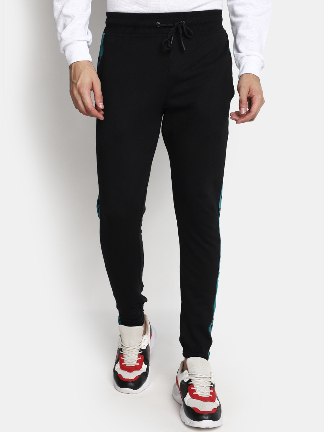 

V-Mart Men Mid Rise Straight Joggers, Black