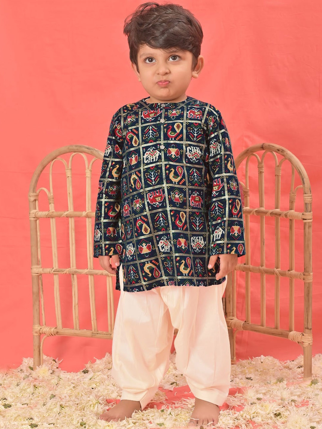 

VASTRAMAY Boys Ethnic Motifs Printed Regular Kurta with Patiala, Blue