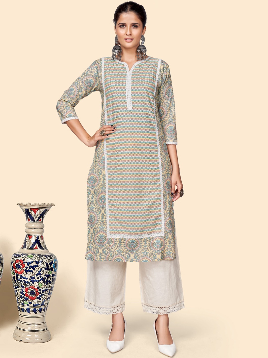

Vbuyz Ethnic Motifs Printed Cotton Straight Kurta, Beige