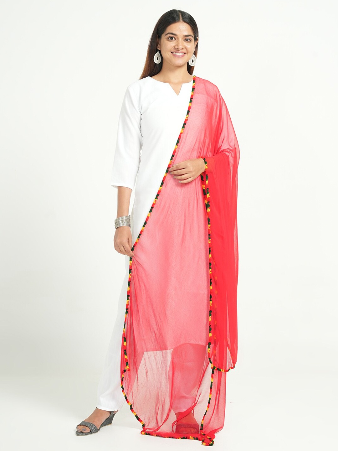 

HELLA FASHIONS Chiffon Dupatta With Taping Border, Red