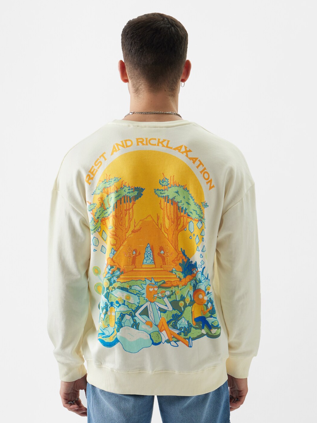 

The Souled Store Off White Graphic Printed Drop Shoulder Sleeves Sweatshirt