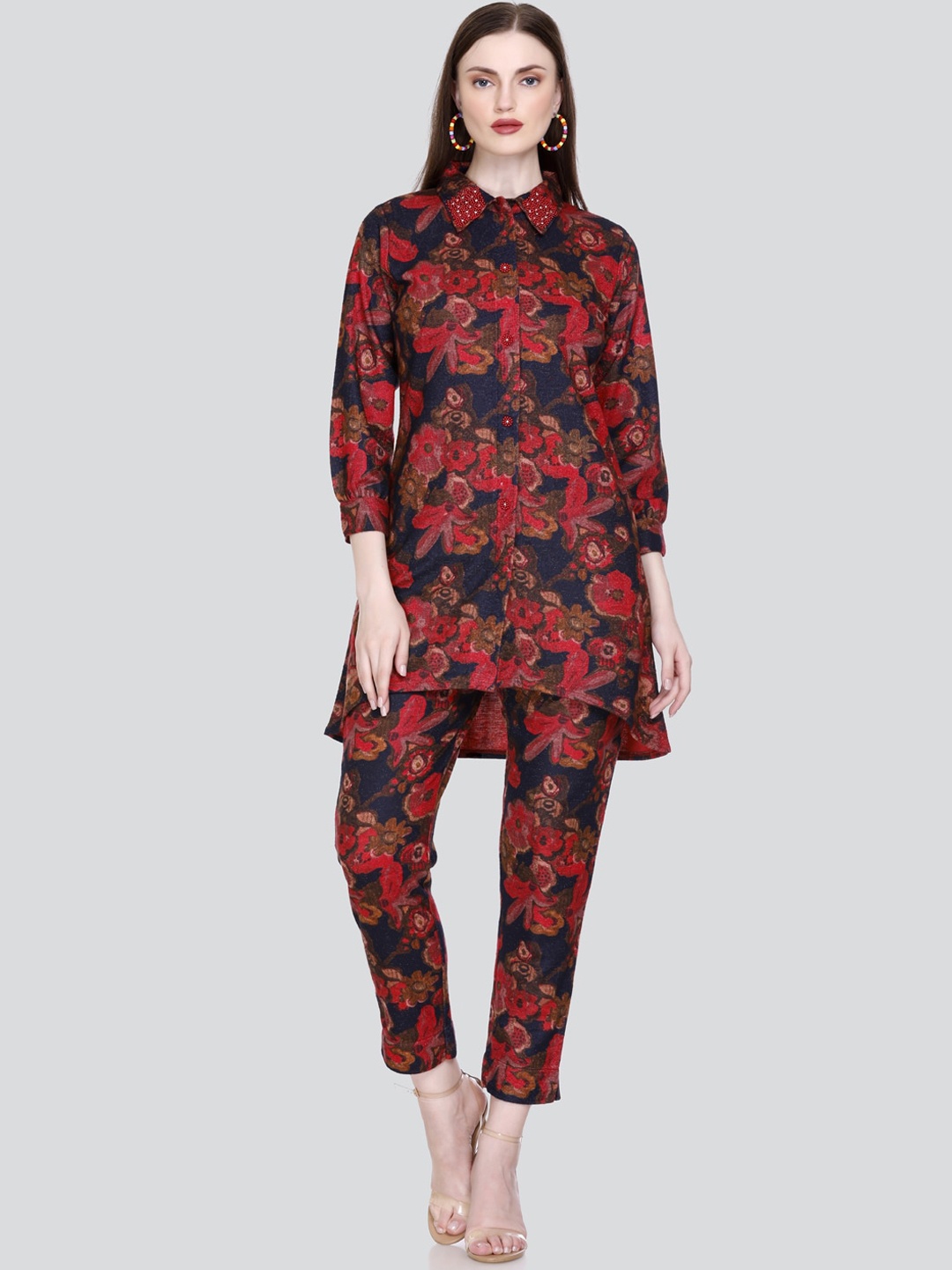 

Elthia Floral Printed Shirt Collar Cuffed Sleeve Acrylic A-Line Kurta With Trousers, Navy blue