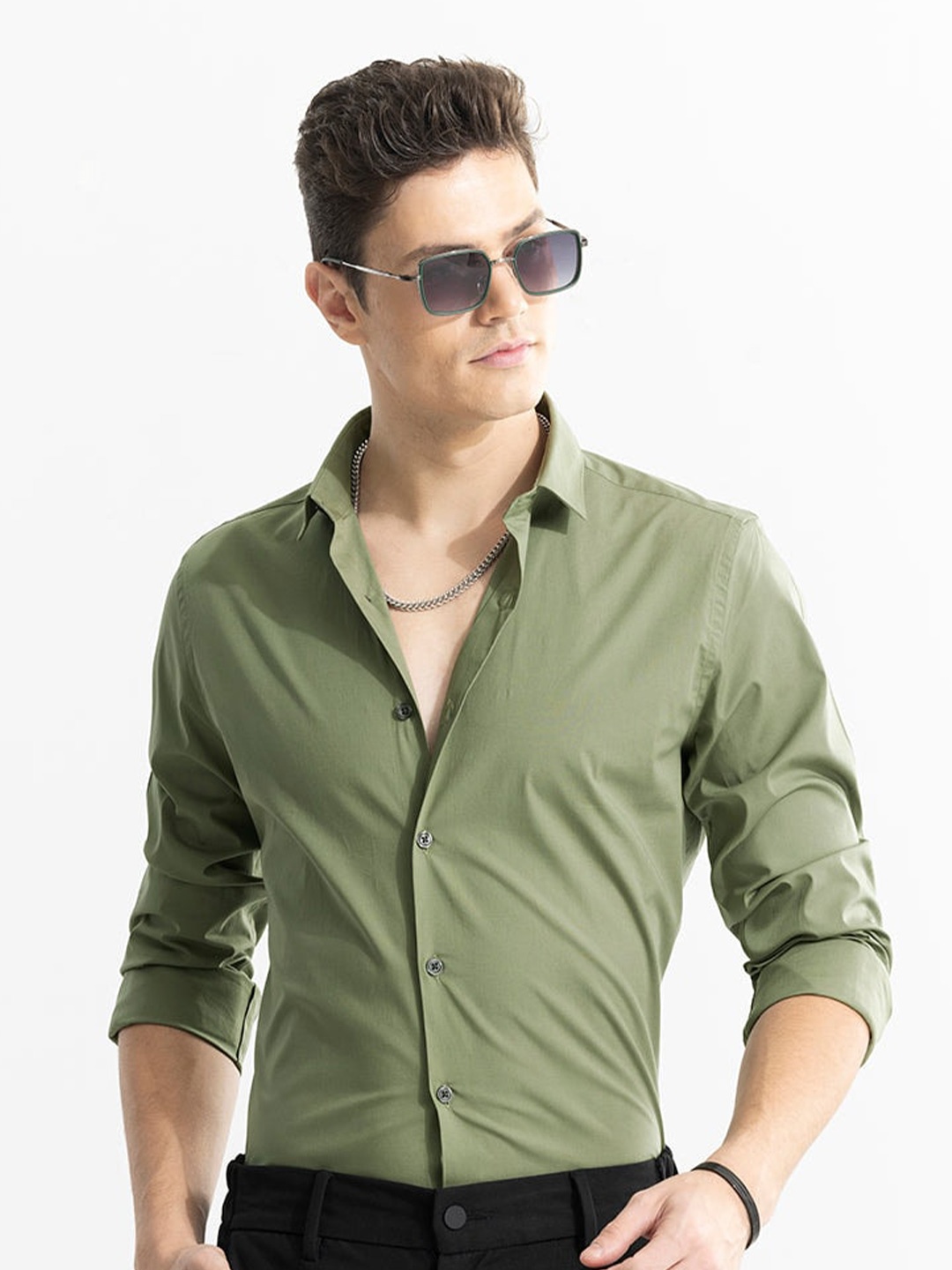 

Snitch Classic Slim Fit Pure Cotton Casual Shirt, Olive