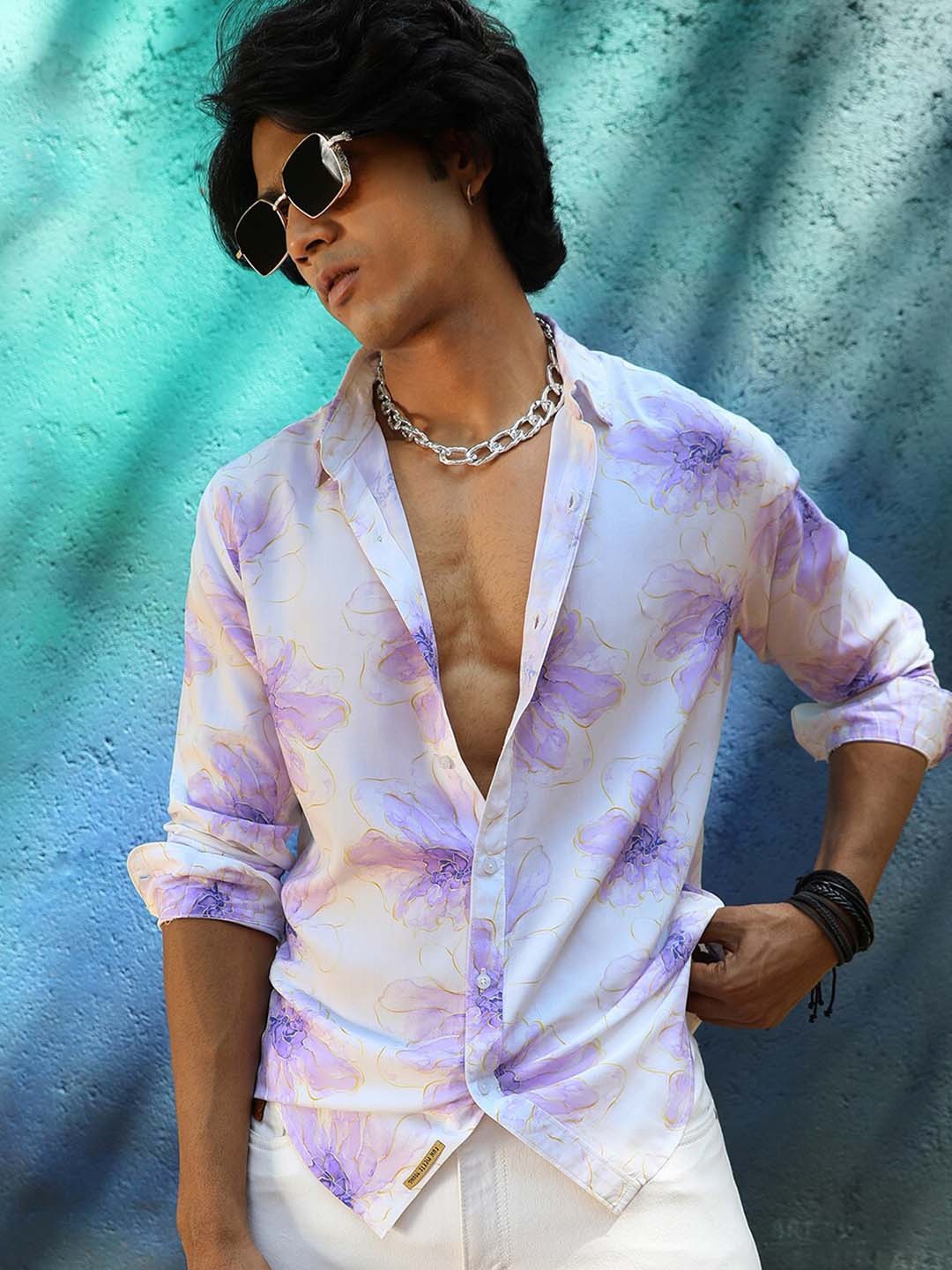 

Campus Sutra White Classic Opaque Floral Printed Casual Shirt