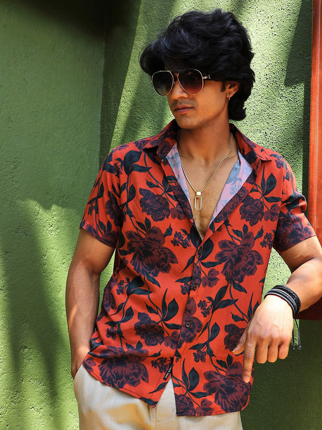 

Campus Sutra Floral Printed Classic Casual Shirt, Orange