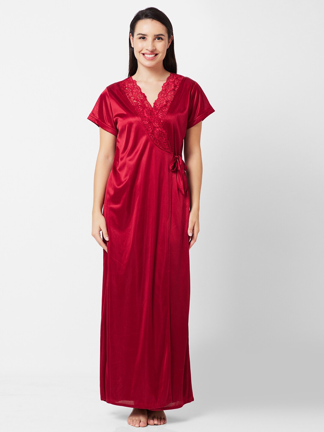 

NOIRA Laced Shoulder Straps Maxi Nightdress With Robe, Maroon