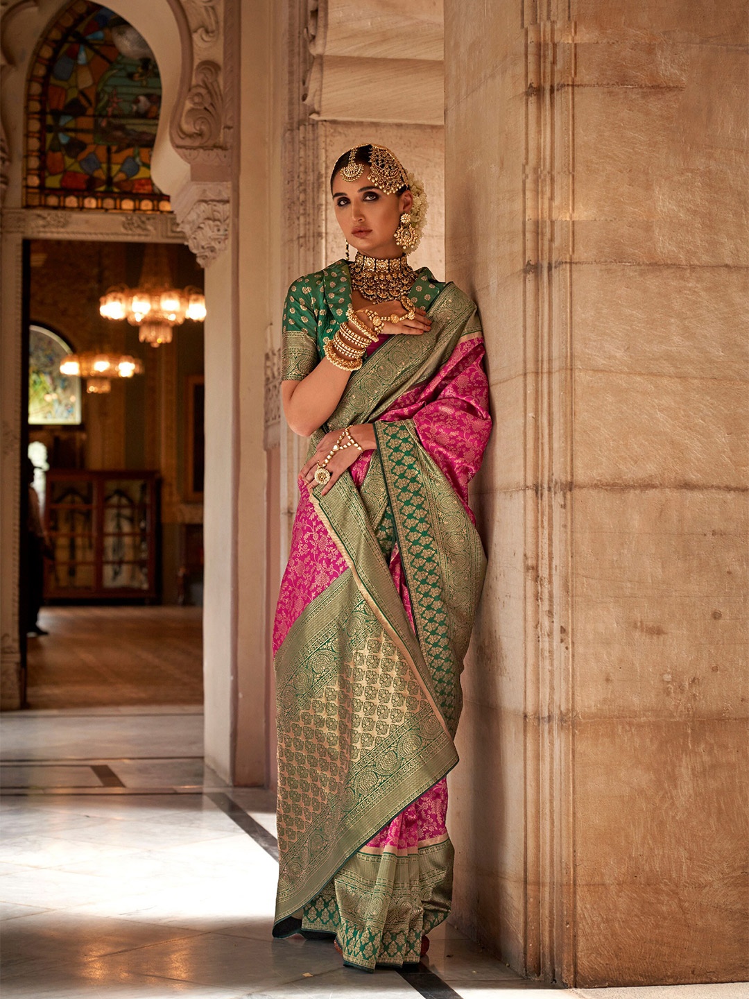 

Mitera Pink & Green Floral Woven Design Zari Banarasi Saree