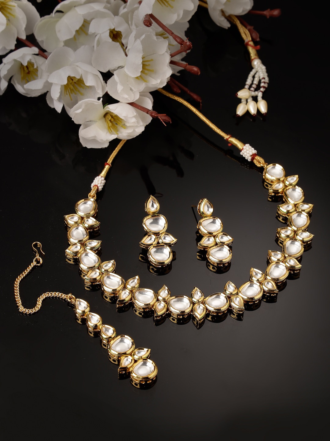 

ADIVA Gold-Plated Kundan Stone Studded Jewellery Set
