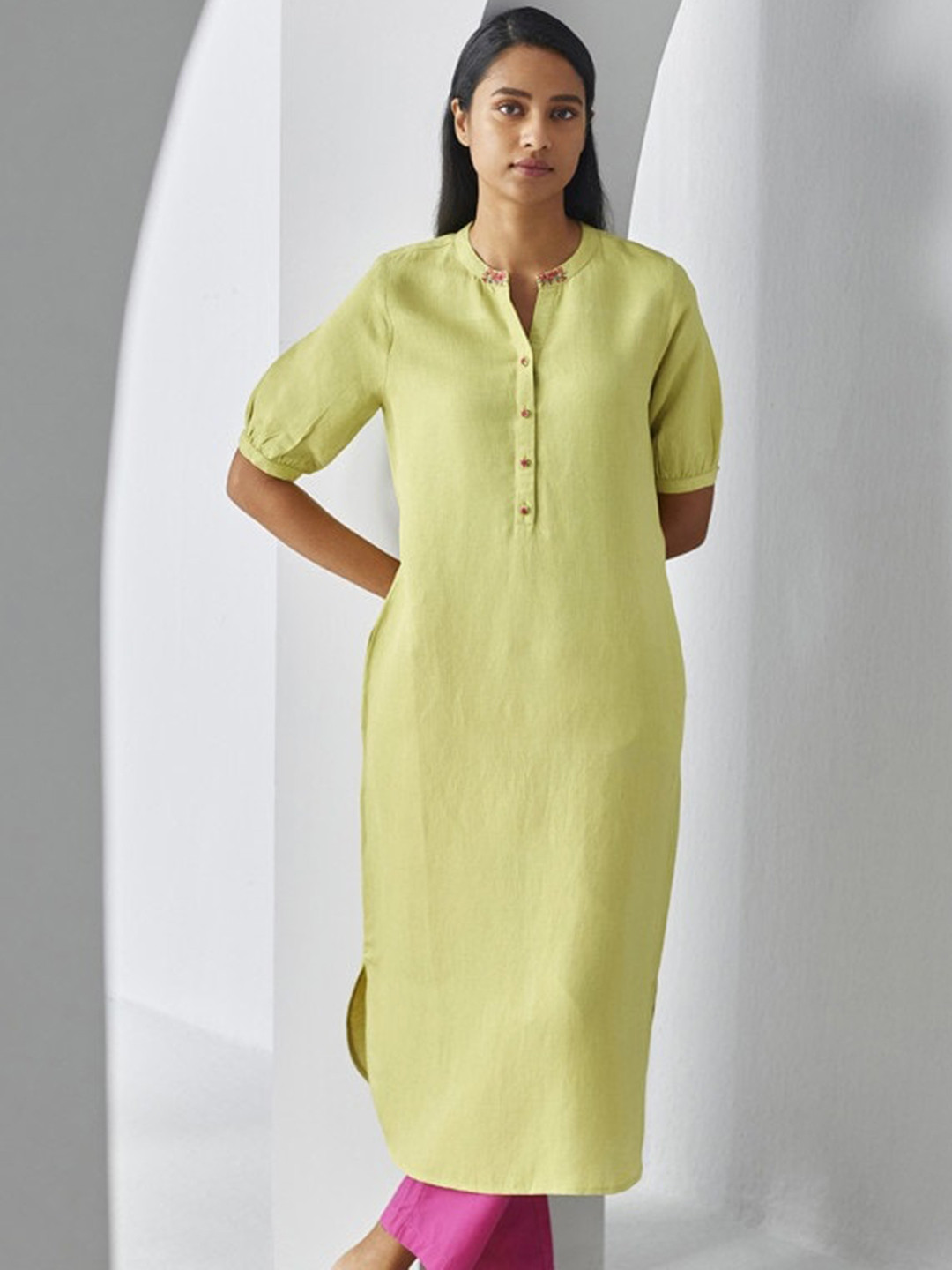 

Ancestry Thread Work Linen Straight Kurta, Lime green