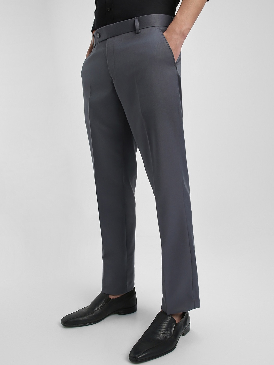 

Dennis Lingo Men Mid-Rise Flat-Front Plain Trousers, Grey