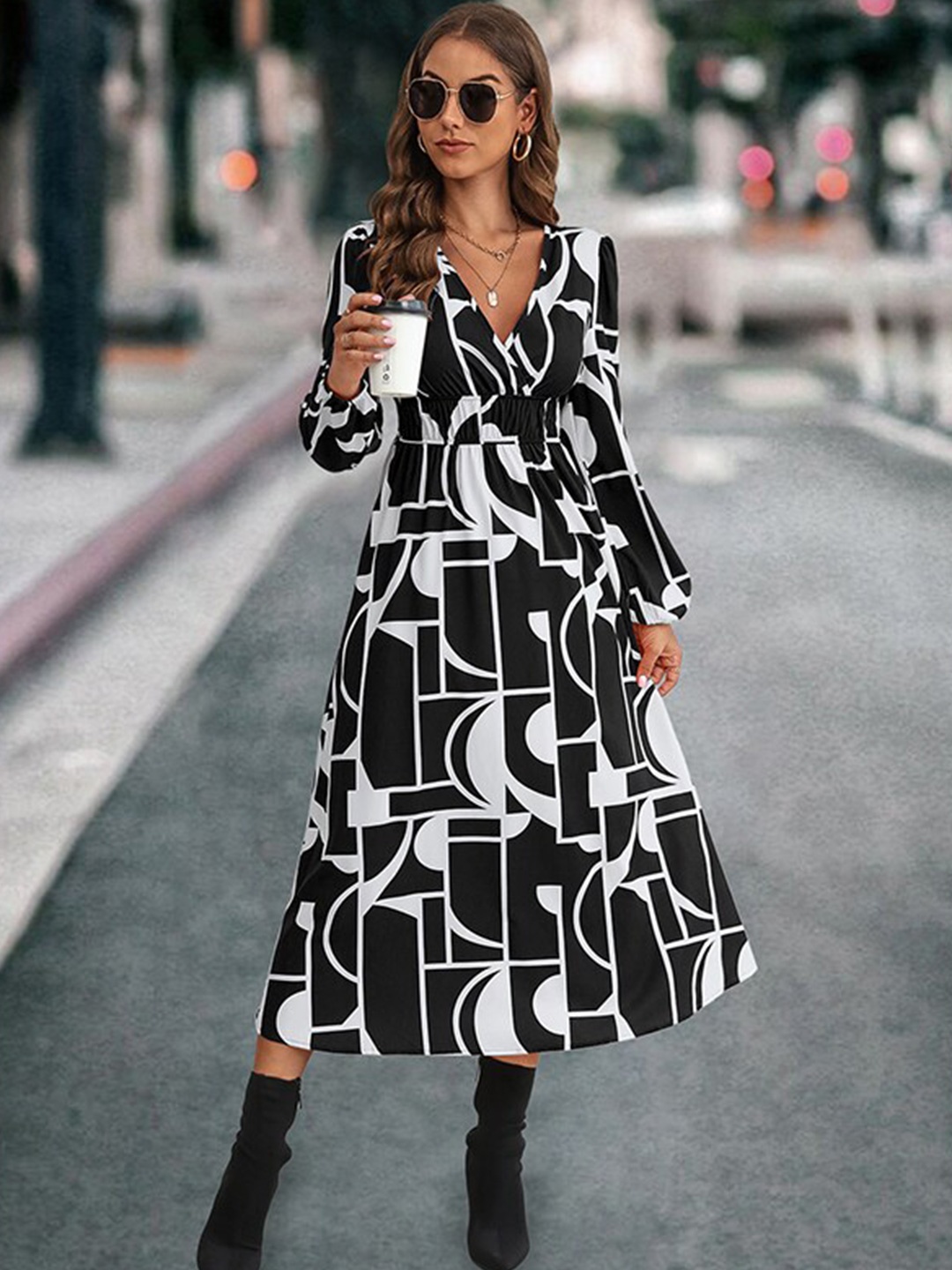 

StyleCast Abstract Printed Fit and Flare Midi Dress, Black