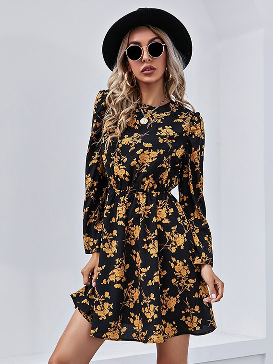 

StyleCast Black Floral Printed Puff Sleeves Gathered Fit & Flare Dress