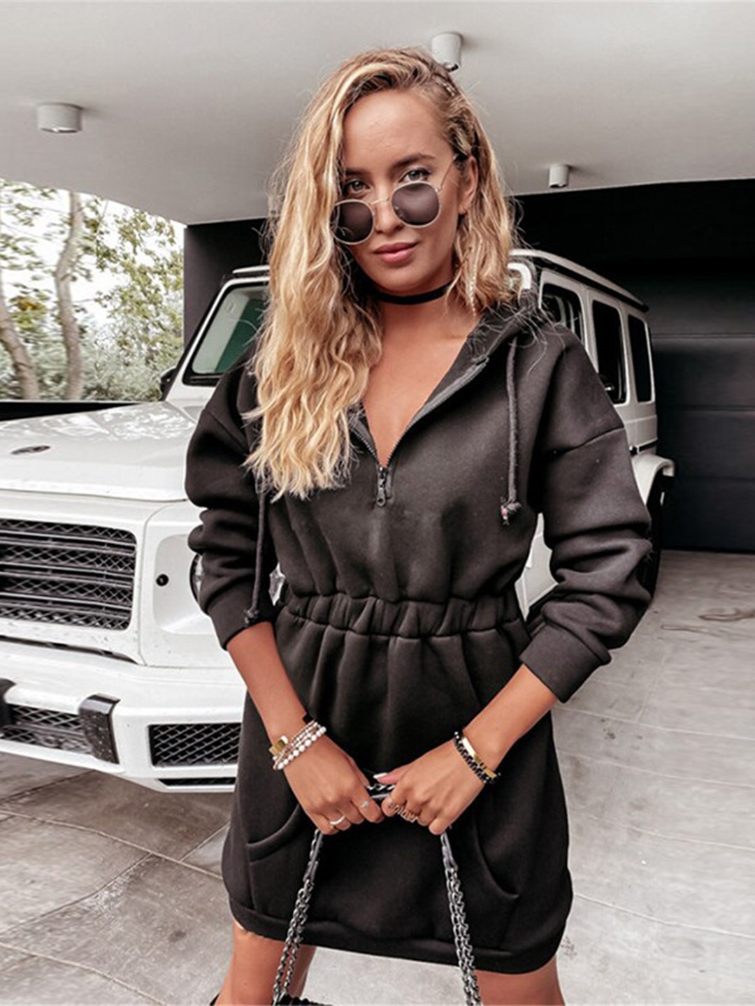 

StyleCast Black Hooded Neck Long Sleeve T-shirt Midi Dress
