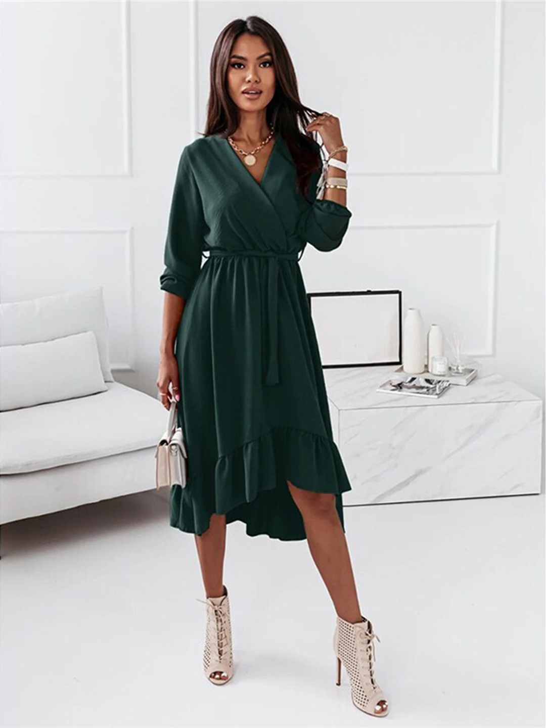 

StyleCast Green V-Neck Tie Ups A-Line Dress With Belt