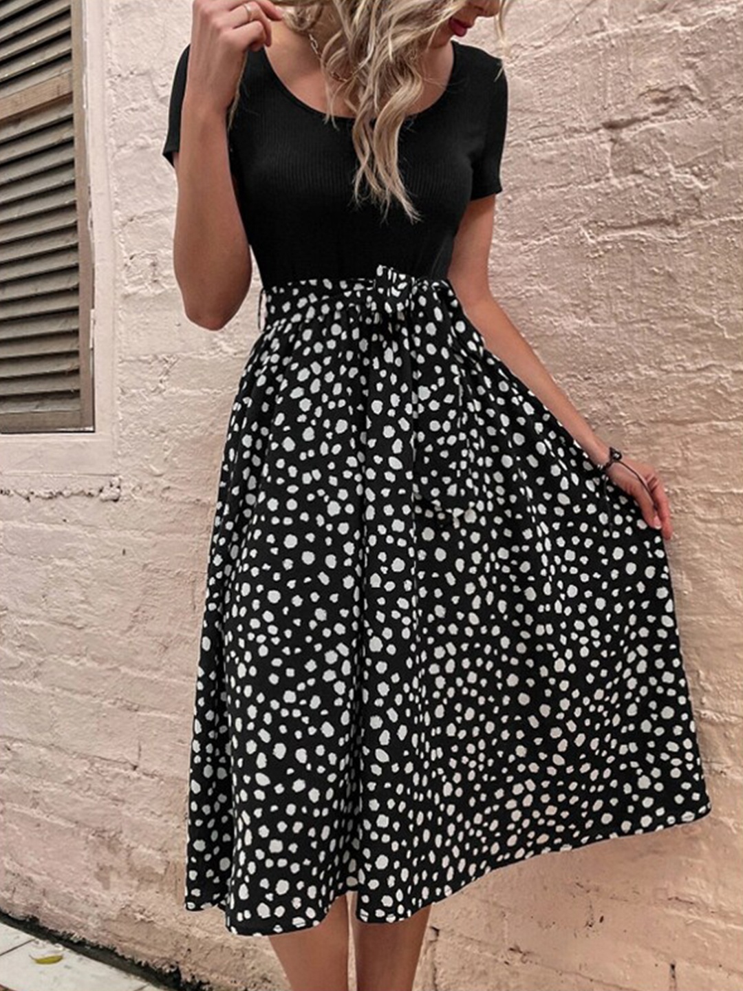 

StyleCast Black Abstract Printed Fit & Flare Midi Dress