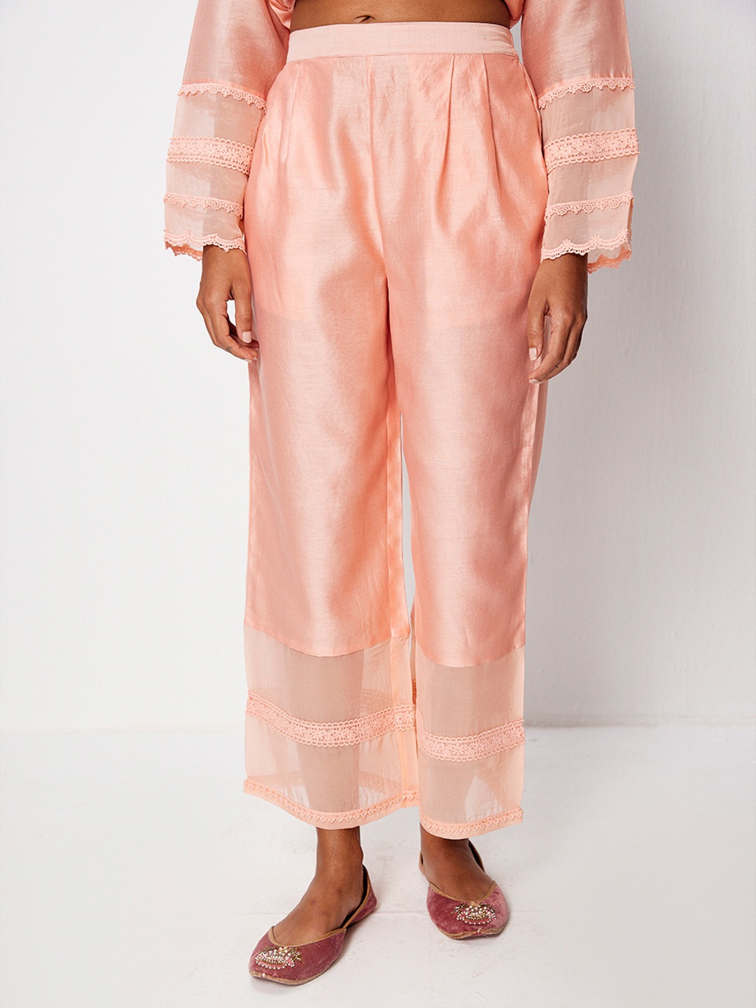 

Ancestry Women Regular Fit Mid-Rise Silk Pleated Trousers, Peach