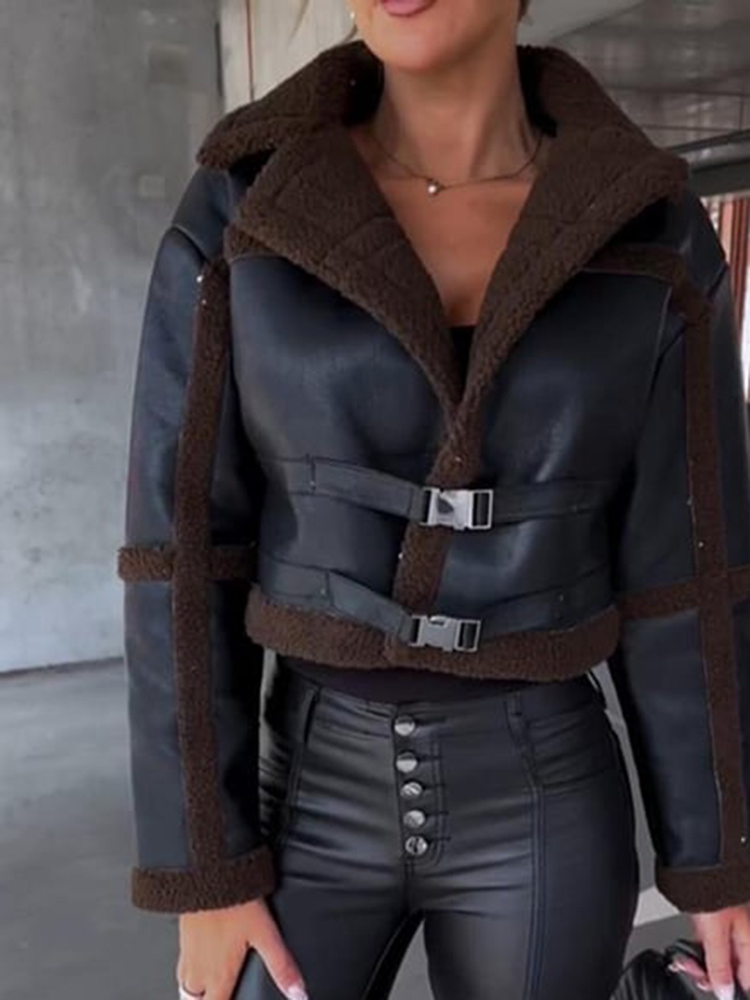 

StyleCast Brown Faux Fur Trim Lapel Collar Dry Fit Crop Leather Jacket With Belt