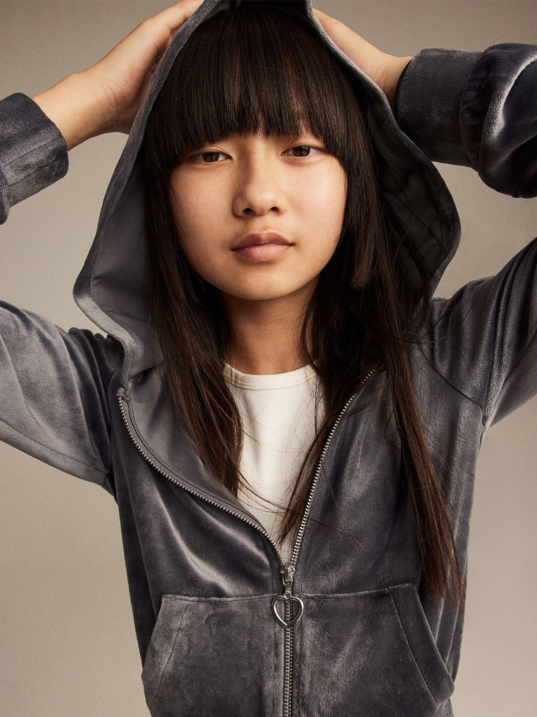 

H&M Girls Velour Zip-Through Hoodie, Grey