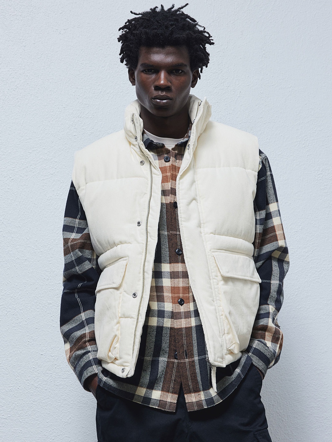 

H&M Corduroy Puffer Gilet, White