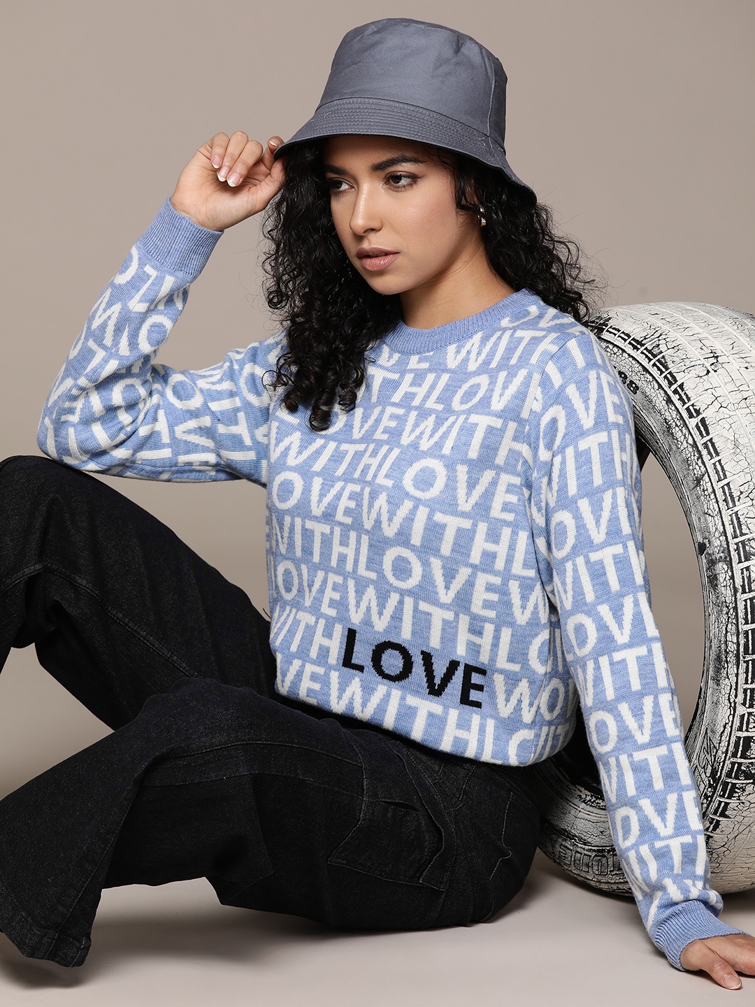 

Roadster Typography Printed Acrylic Pullover, Blue