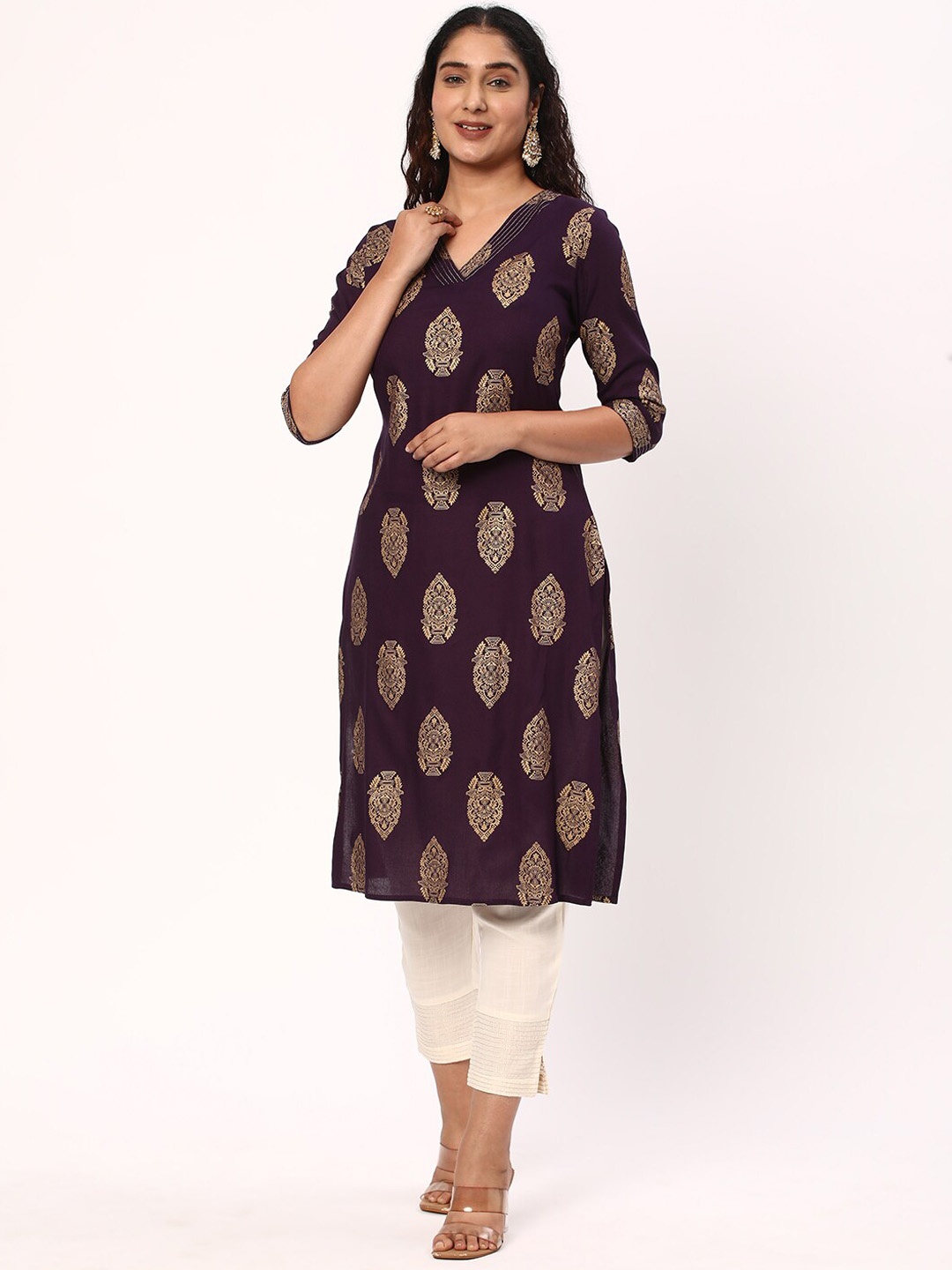 

R&B Ethnic Motifs Printed V-Neck Straight Kurta, Burgundy