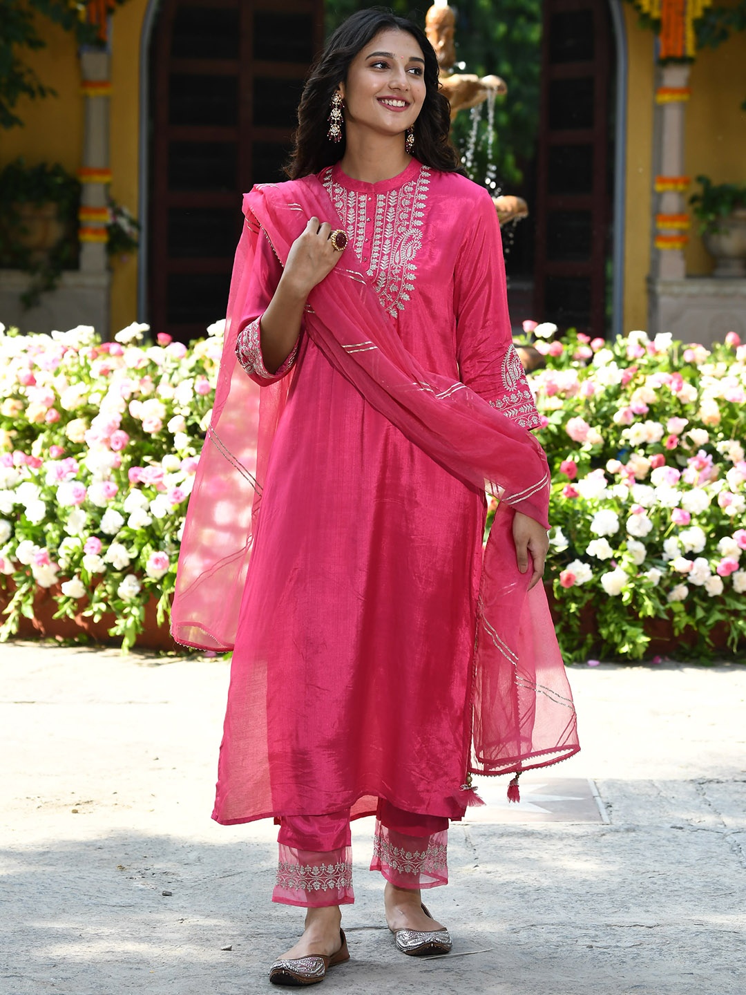 

SAVI Embroidered Festive Kurta Set, Pink