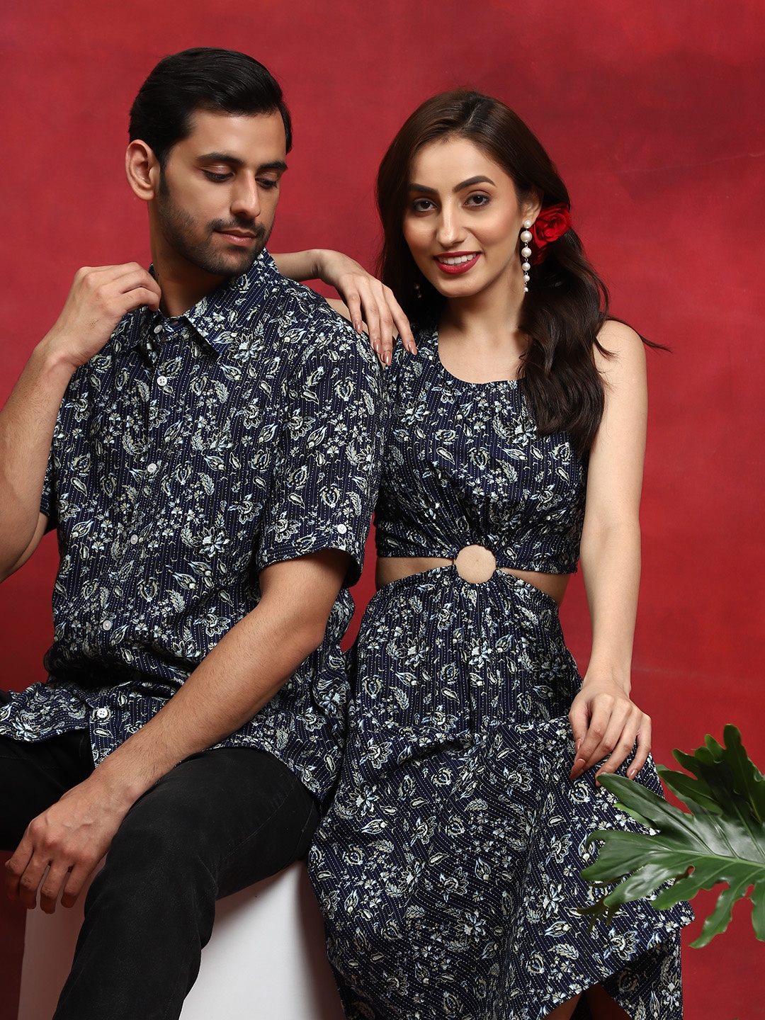 

AKS Floral Printed Cotton Casual Shirt, Navy blue