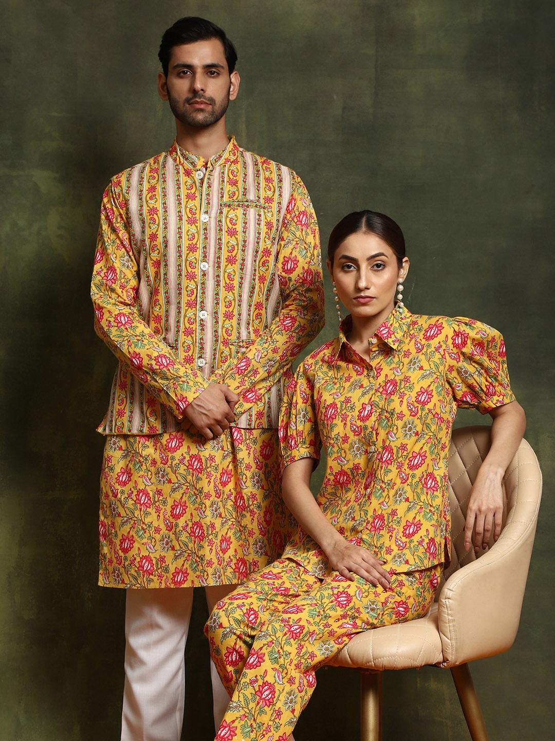 

AKS Ethnic Motifs Printed Pure Cotton Kurta With Nehru Jacket, Yellow