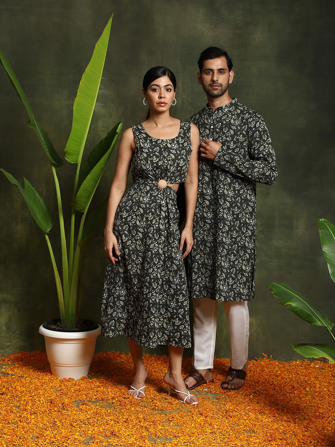 

AKS Floral Printed Kantha Work Pure Cotton Kurta, Olive