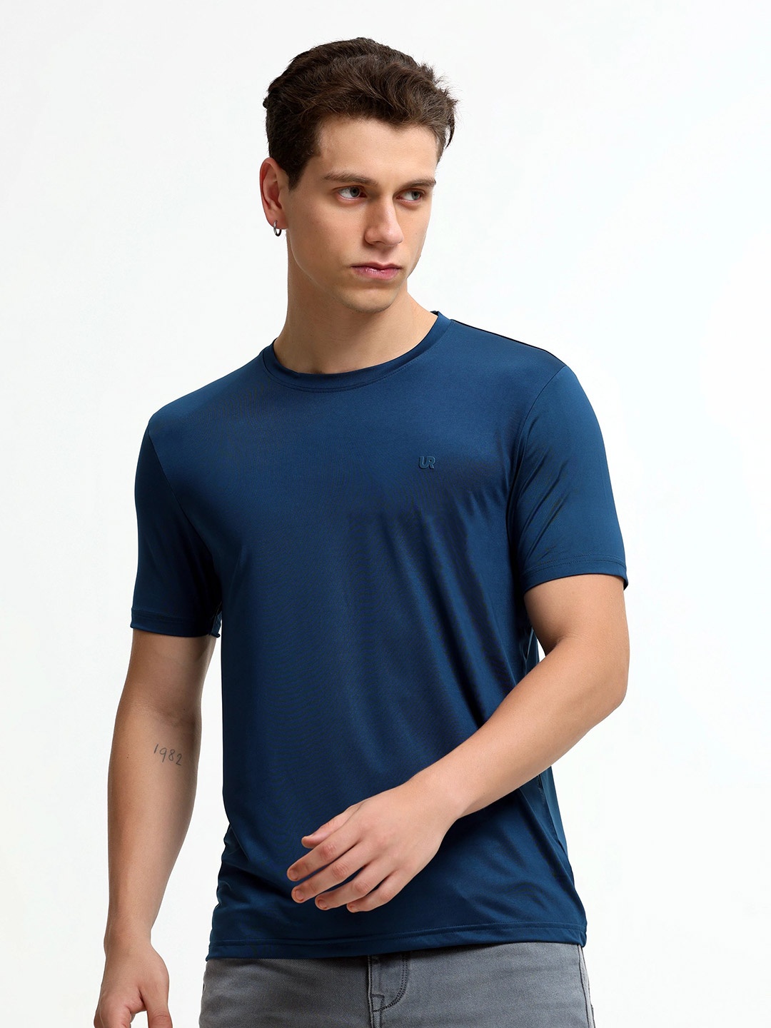 

TURMS Anti Odour Slim Fit AC Cool Tech T-Shirt, Navy blue