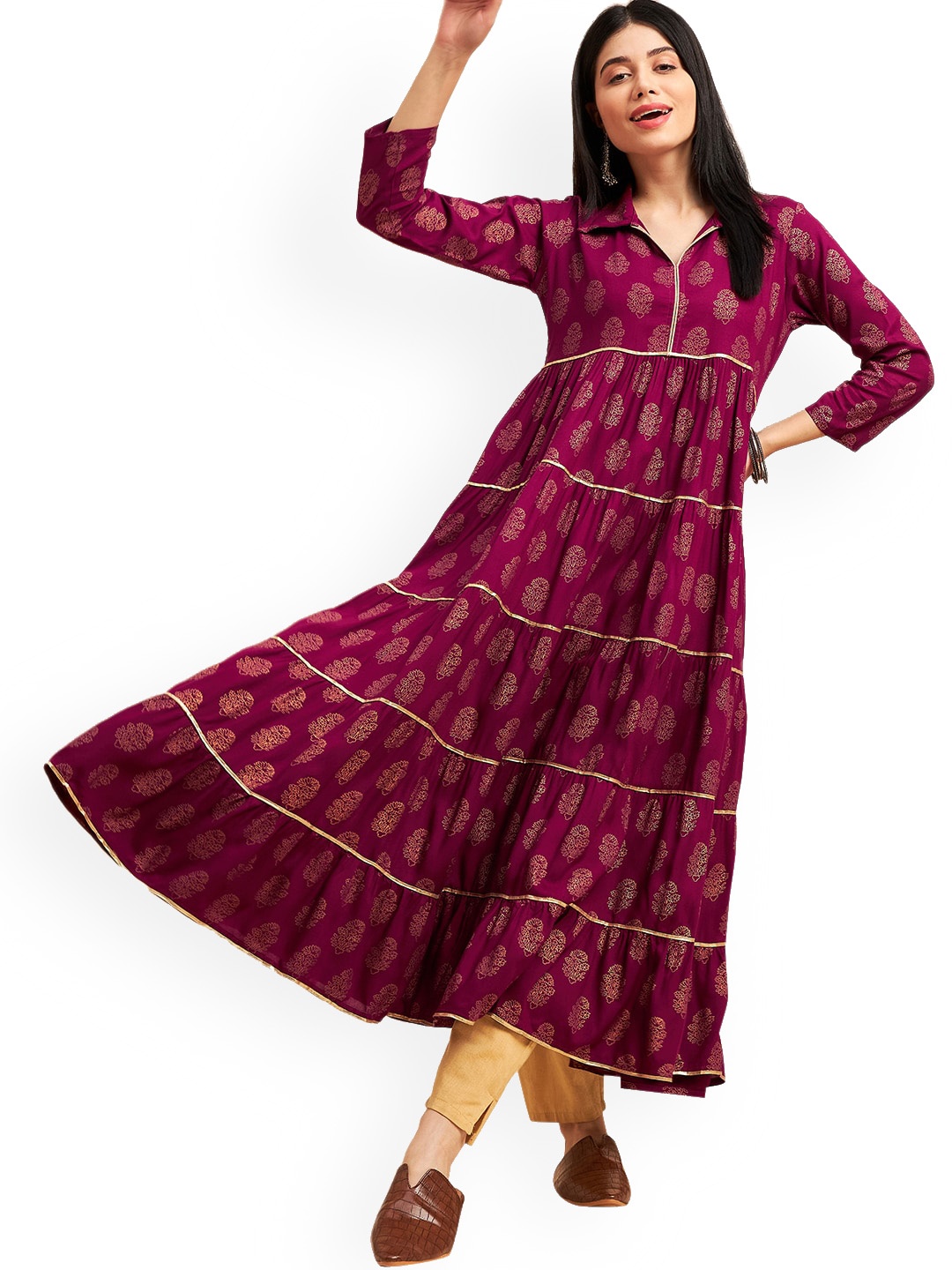 

Nimayaa Ethnic Motifs Printed Shirt Collar Regular Sleeves Tiered Kurta, Magenta