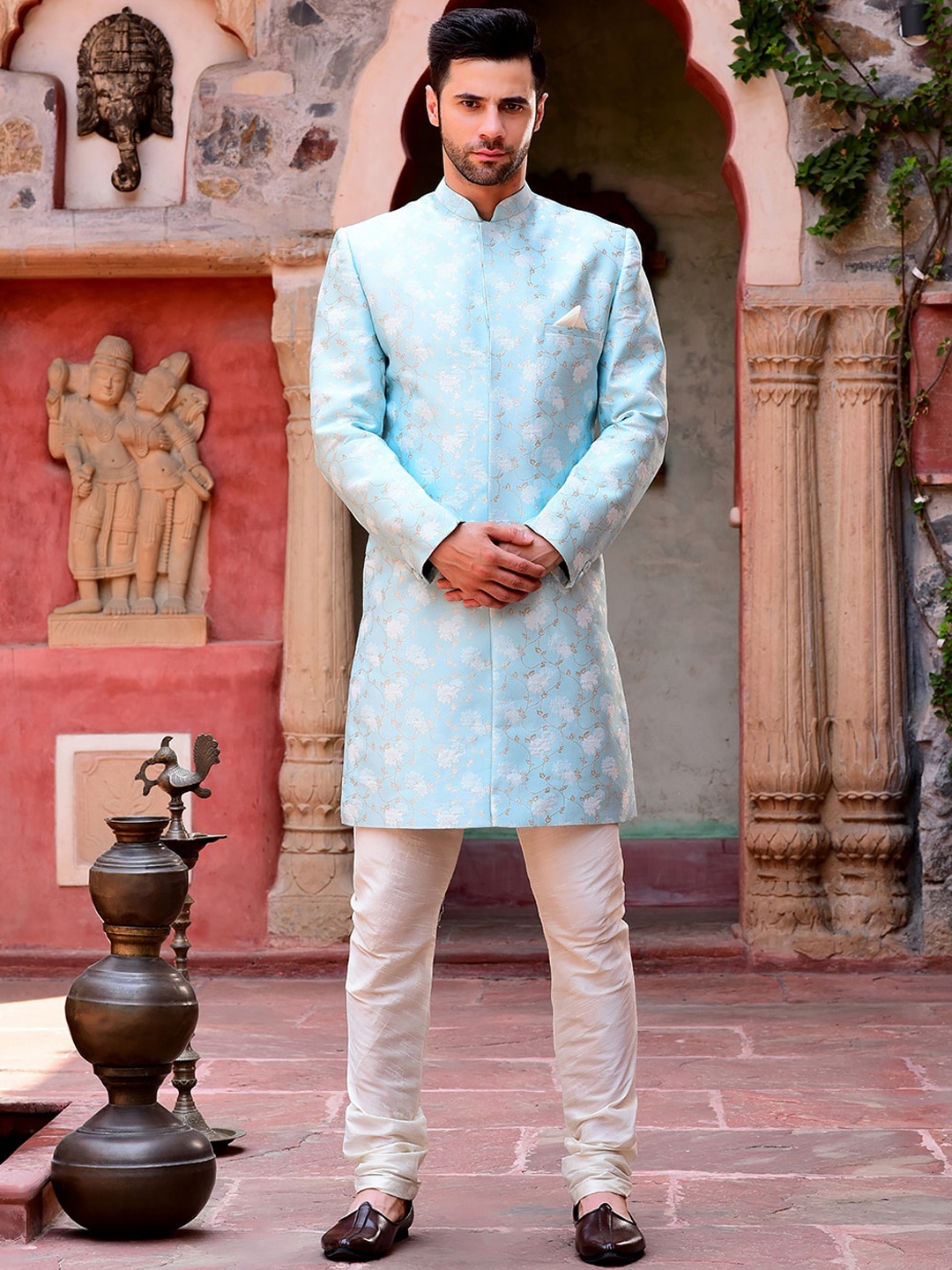

HOUSE OF DEYANN Woven Design Sherwani Set, Blue