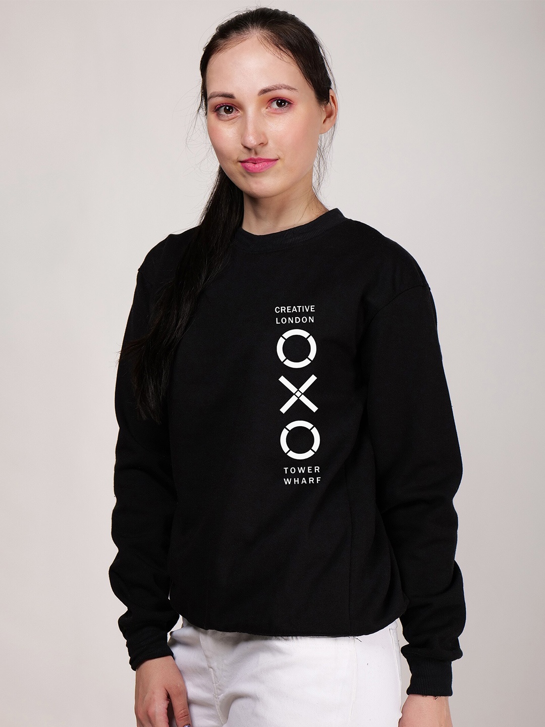 

Fashion And Youth Typography Printed Fleece Sweatshirt, Black