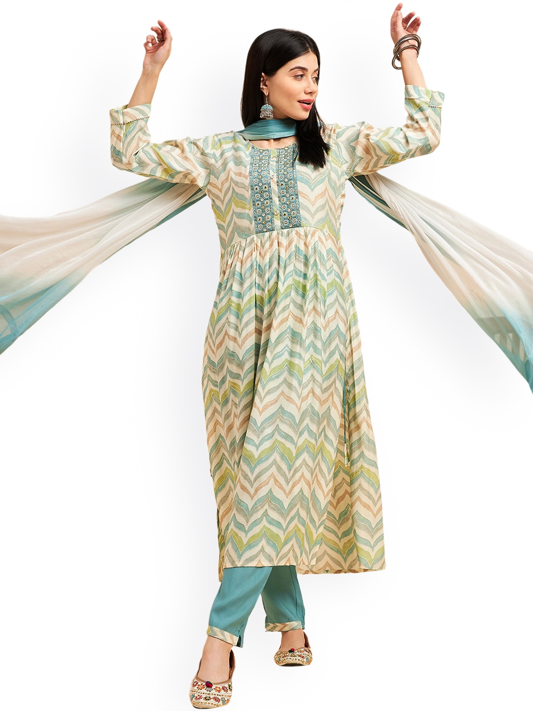 

Nimayaa Chevron Printed Kurta & Trousers With Dupatta, Beige