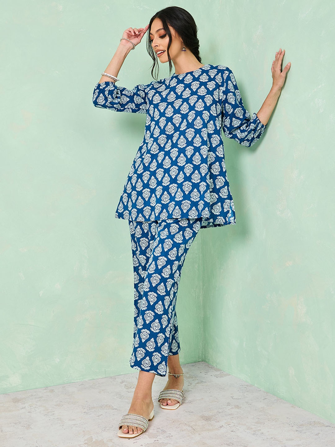 

Styli Ethnic Motifs Printed Pure Cotton A-Line Top With Trousers, Navy blue