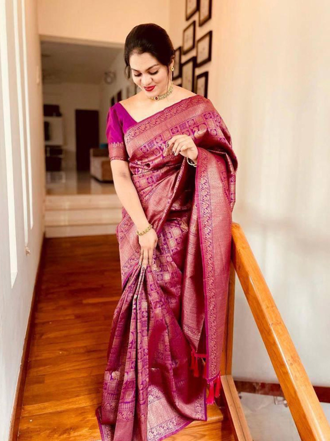 

Fashion Booms Woven Design Zari Art Silk Banarasi Saree, Pink