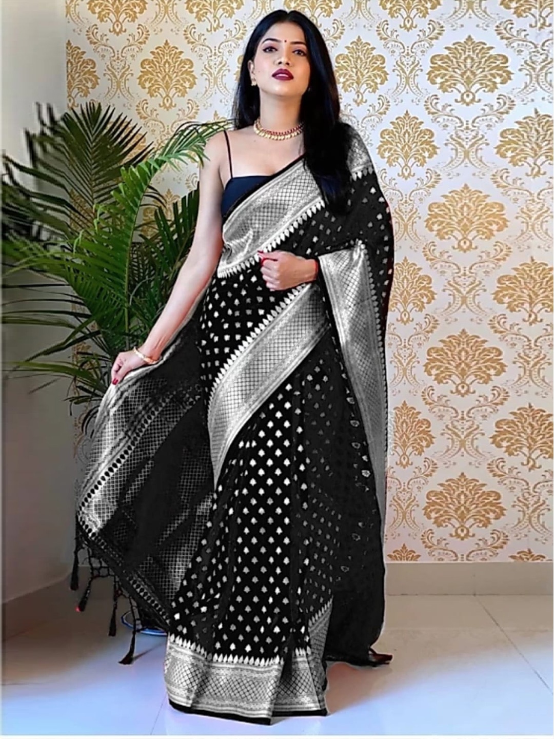

Fashion Booms Ethnic Motifs Woven Design Zari Saree, Black
