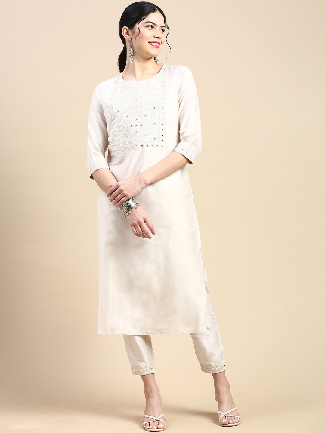 

Styli Ethnic Motifs Embroidered Regular Mirror Work Kurta With Trousers, Cream